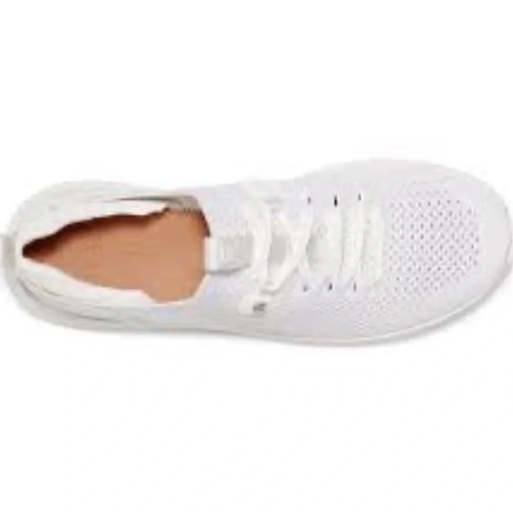 🔥🔥NWT UGG Women Tay Knit Triple White Mesh Walking Shoes size 12 M